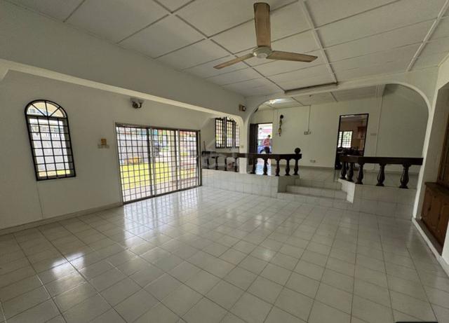 Petaling Jaya SS 3 Bungalow 1.5 Storey Landed House Freehold 7059sf 1