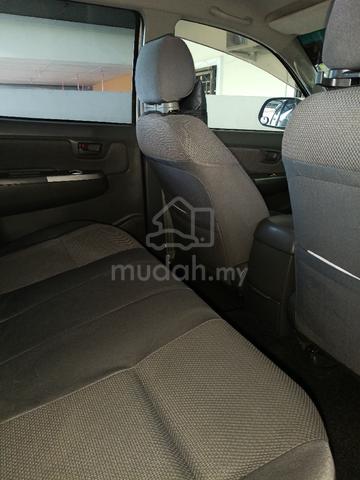 2012 Toyota HILUX 2.5 G (A) - 3