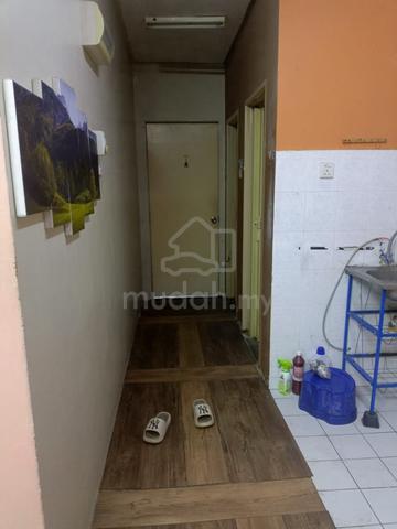 Apartment Tanjung Merdeka Villa 1