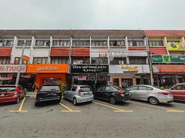 1st Floor Shop Office fronting NSK Taman Putra Ampang 1