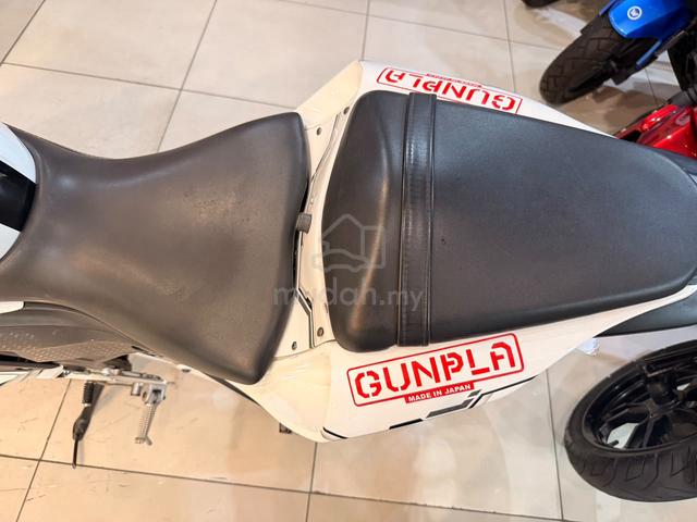 2023 YAMAHA R25 V3 ABS Hugger Gunpla Pirelli 16K✅ - photo 9 of 10