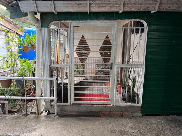Sabah Sandakan Leasehold House For Sale (DIRECT OWNER) 1