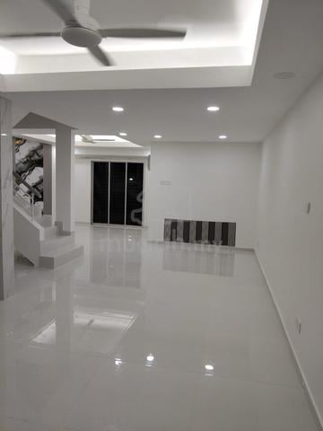 Jalan Pinggiran USJ, Subang Jaya, Taman Pinggiran Usj, 47600 sj 1