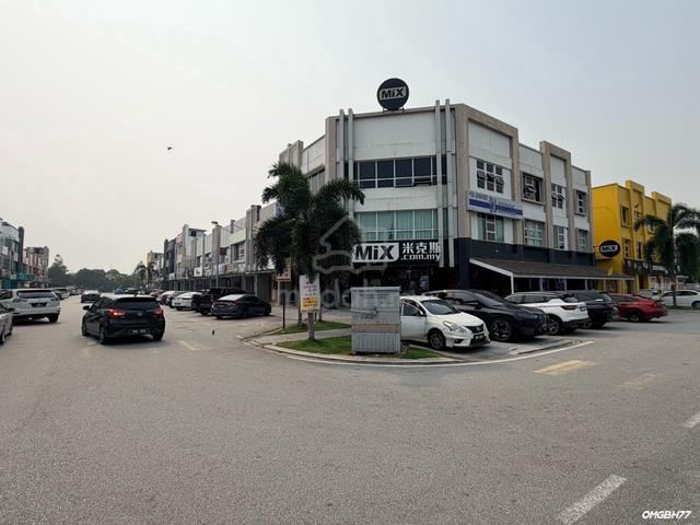 Bandar Bukit Raja - Eleven Avenue  Double Storey Shoplot Ground Floor 1