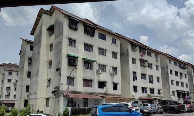 Taman Pinggiran Delima Flat 1