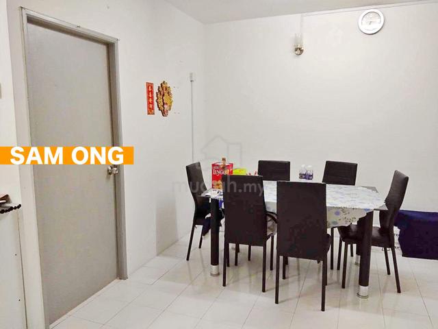 Sri Ivory (Sri Ivori) Apartment 1