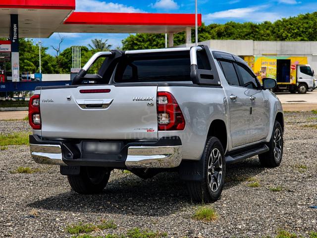 2023 Toyota HILUX 2.4 V (A) | F.Loan | Low Mileage - 4