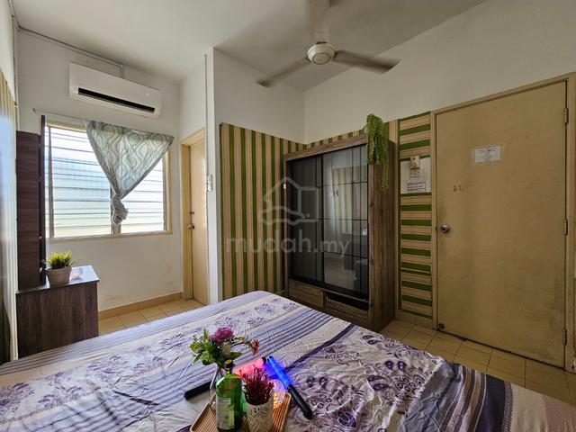 (Include Electric & Water) AirCond Room for rent ( BOTANIC ANGSANA ) 1