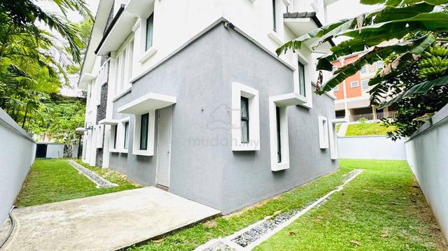 Corner Lot 🏠 FReeHoLd Bungalow Anjung Melati GomBak Setapak 5