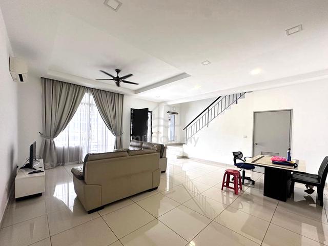 Horizon Hills | Superlink House | Fully Furnished | Unblock Garden 1