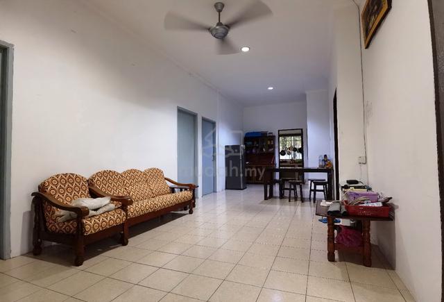 Senadin Single Rooms Available! 1