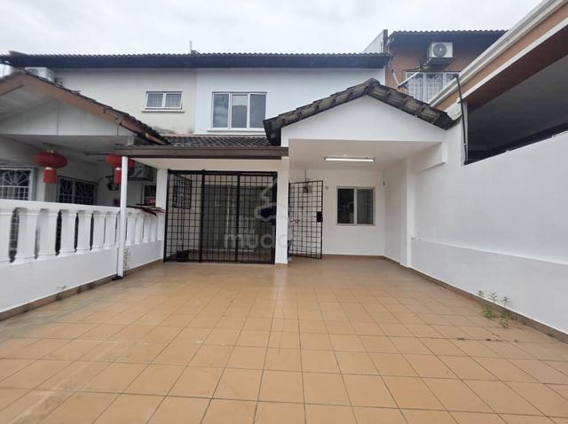 Rumah Teres Dua Tingkat Taman Impian Indah, Sungai Buloh 1