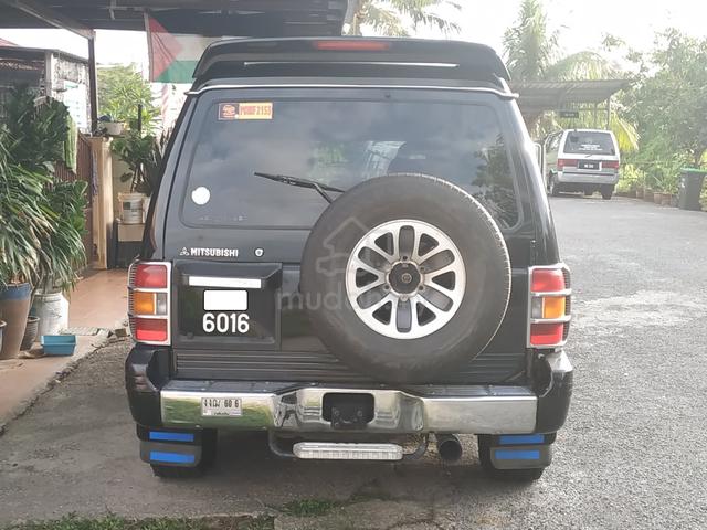 2001 Mitsubishi PAJERO PETROL 2.4 (M) WIDE BODY - 2