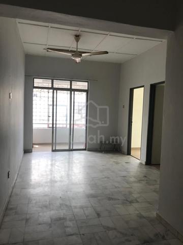 Melaka Raya Flat 1