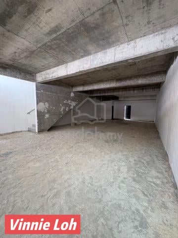 Tanjong Tokong Double Storey Shoplot For Rent 1