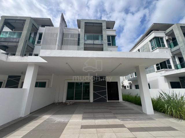 Cheap Sale Brand New 3 Storey Semi D Bercham Ridgewood 1