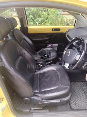 2010 Volkswagen NEW BEETLE 1.6 (A) - 5