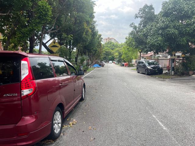 2Storey End Lot @ Taman Pinggiran USJ 2 4