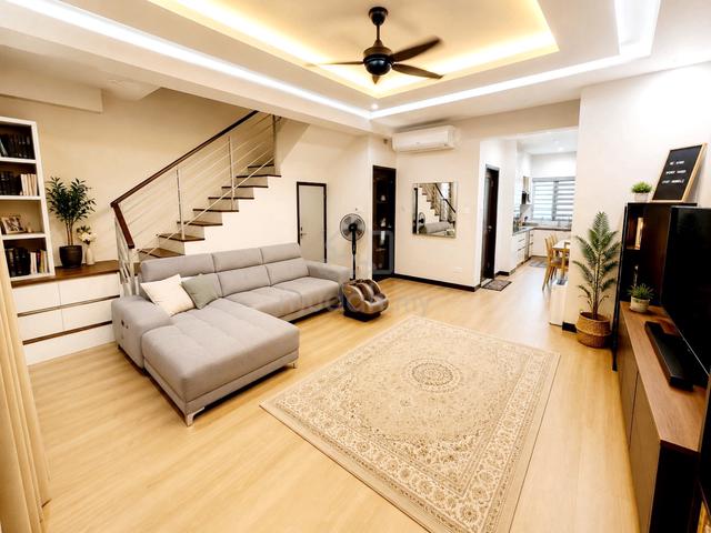 {0 DWNPYT}Renovated Facing Open LBS Irama Perdana@Bandar Puncak Alam 1