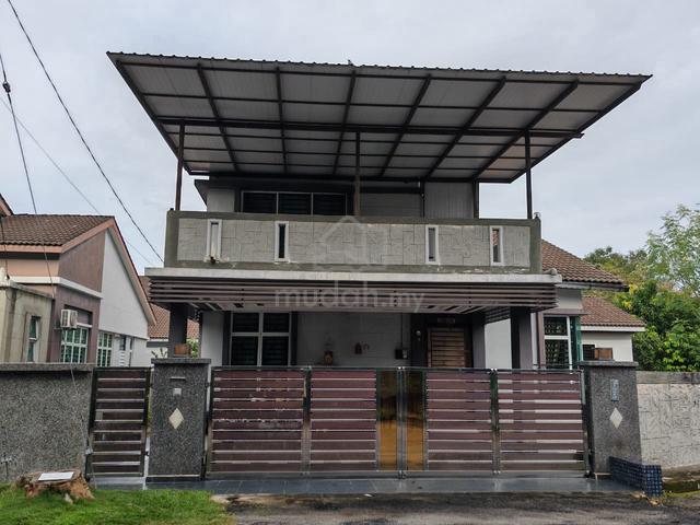 [RENOVATED] 1.5 Storey Bungalow, 4919sf, Taman Saujana Indah, Lunas 1