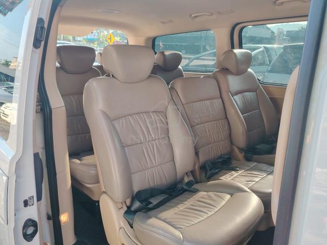 2011 Hyundai GRAND STAREX 2.5 CRDi VGT (A) - 3