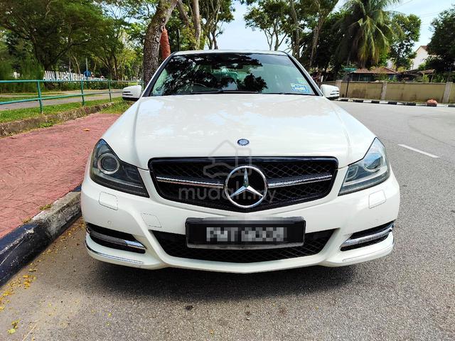2011 Mercedes Benz C200 CGI BlueEFCY - 2