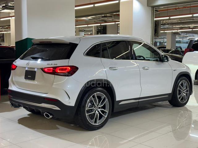 2022 Mercedes-Benz GLA35 AMG 4 MATIC / PANROOF - 2