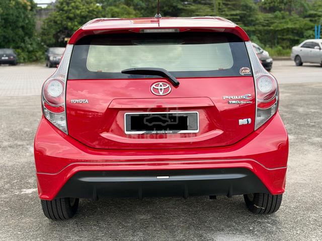 2013 Toyota PRIUS C 1.5 TRD SPORTIVO HYBRID B/KIT - 4