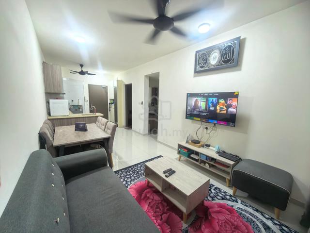Room for rent Country Garden Sentral 1