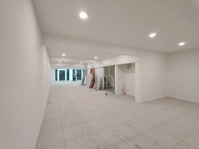 Shop office (WITH RENOVATION ,1ST FLR UNIT), Kuchai Lama 1