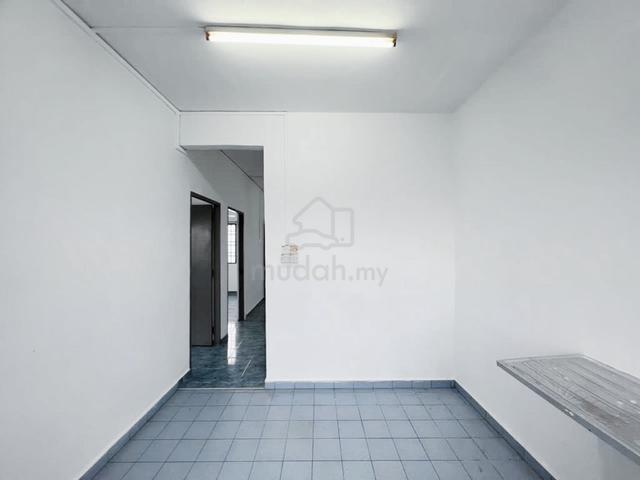 Flat Taman Sri kluang 1