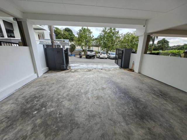 Double Storey intermediate for rent at Stutong, near Saradise 1