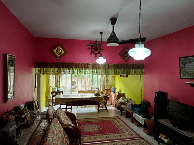 taman melawati 2 sty house , jalan A1 22x80 , f/h 4r3b 1