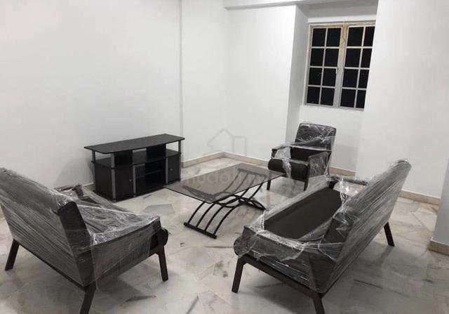 Fully Furnished Johor Muar Room For Rent| 2 mins to Hosp muar 1