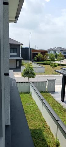 Two-storey premium semi-d Freesia Residences @ Tropicana 48' x 80' 1