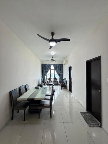 D'Summit Residences 1