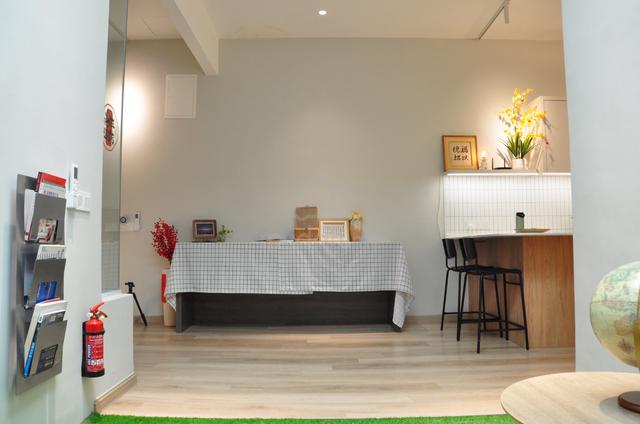 Designer SOHO Business Suite @ Alma | 5 Rooms | SPA & BEAUTY SANTUARTY 1