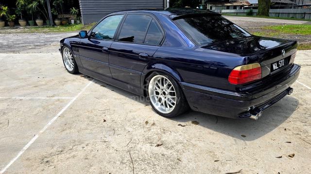 1999/03 Bmw 728i (CBU) 2.8 (A) - 4