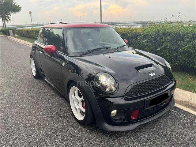 Mini Cooper R56 JCW John Cooper Works F56 - 2