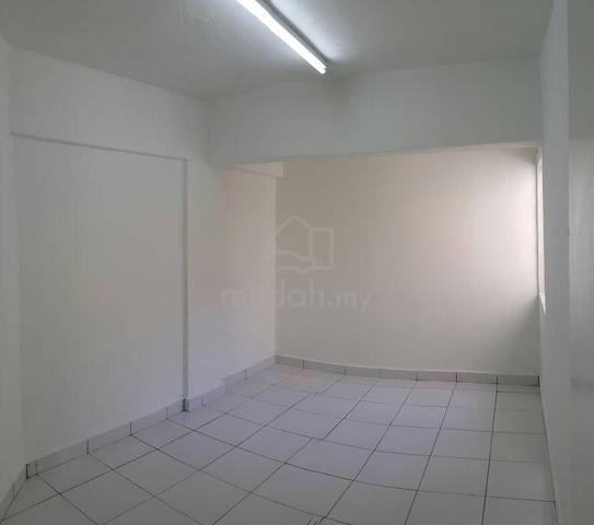 Makmur Apartment 1