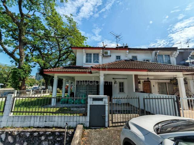 Corner Lot Double Storey Bukit Indah Ampang Selangor 1
