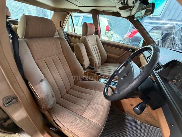 Mercedes Benz 230E 2.3 W124 (A) Old School 1 owner - 5