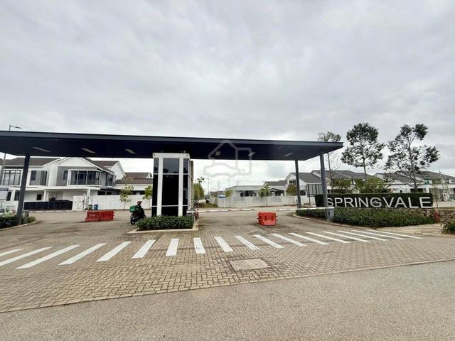 Teres 2 Tingkat SpringVale KotaSAS | 4 Bilik |2,002 sqft | 1