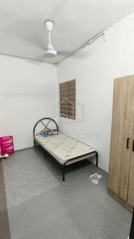 Fully Furnished Room Aman Perdana For Rent 1