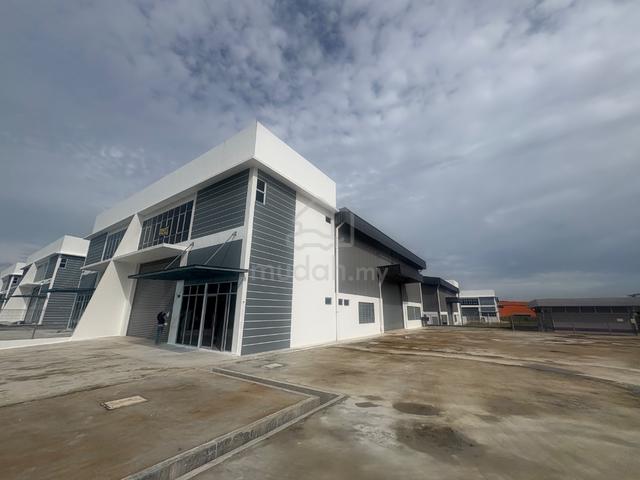 RENT Kulim 1 1/2 Factory 1