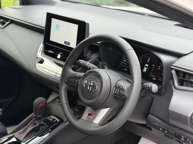 2025 Toyota GR COROLLA 1.6 RZ 4WD AUTO - 5