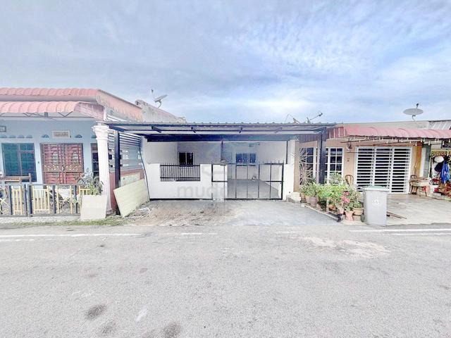 Jalan Puyuh Kampung Kenangan Tun Syed Nasir, Kesang Tangkak 1