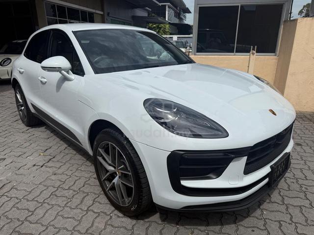 2023 Porsche MACAN 2.0 TURBO FREE 5 YEAR WARRANTY - 1