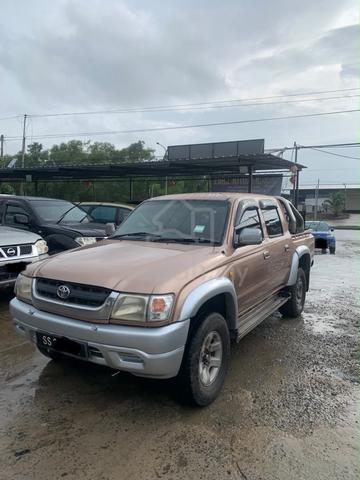 2003 Toyota HILUX 2.5 SR TURBO KDN165 (M) - 2