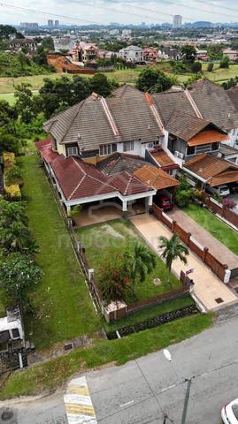 MURAH End Lot🔥2 Storey Bangi Golf Resort Bandar Baru Bangi, Selangor 1